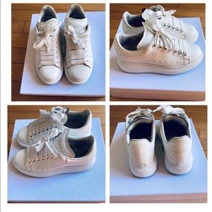 Women's Oversized Sneaker in White size5